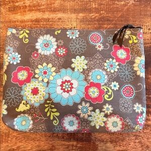 Thirty One Floral Fanfare Large Zipper Pouch ⭐️